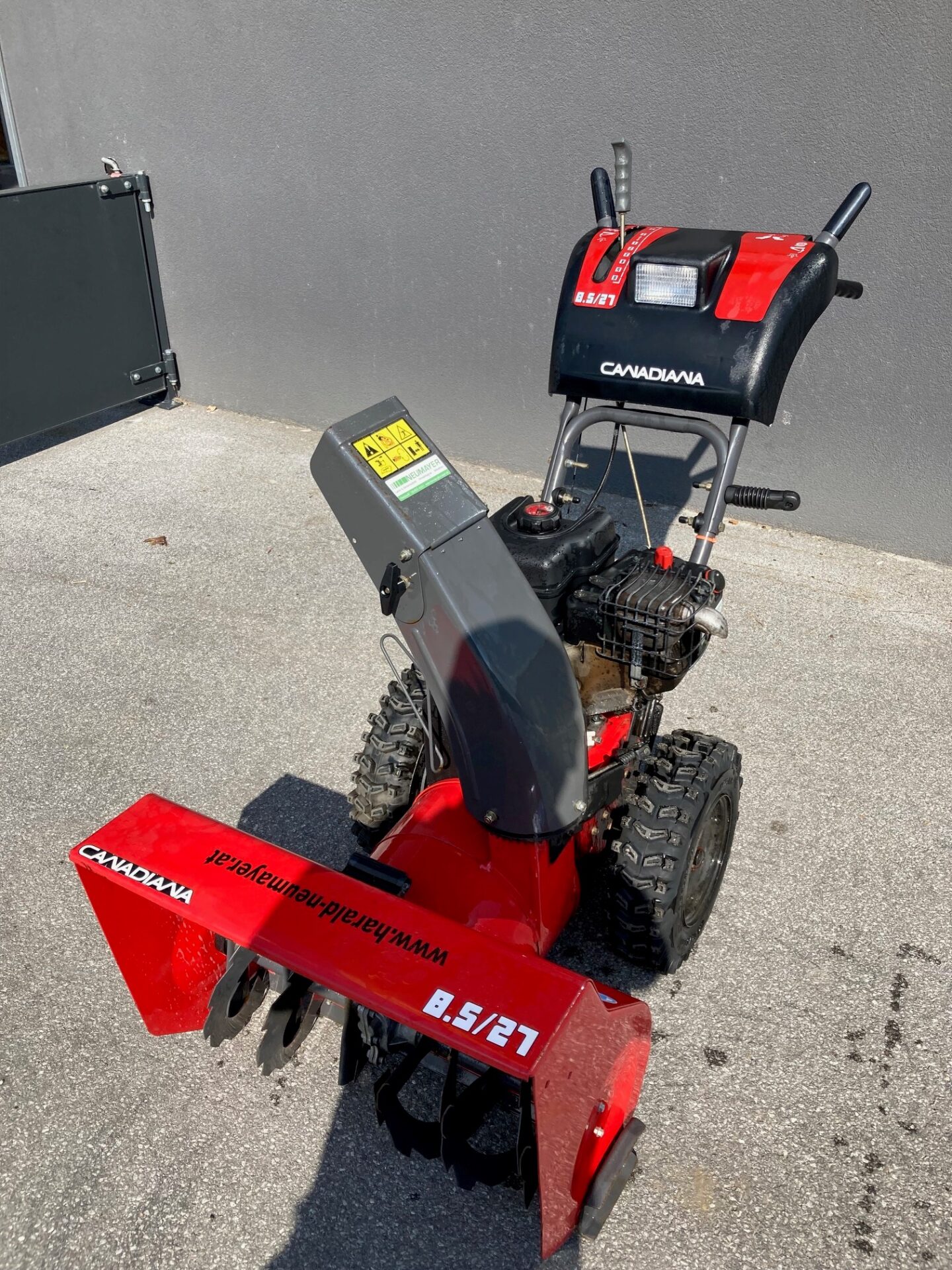 Schneefräse Canadiana 8,5/27