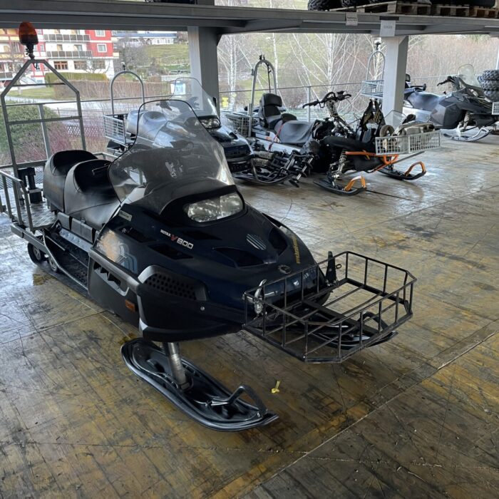 Motorschlitten LYNX YETI Pro V800