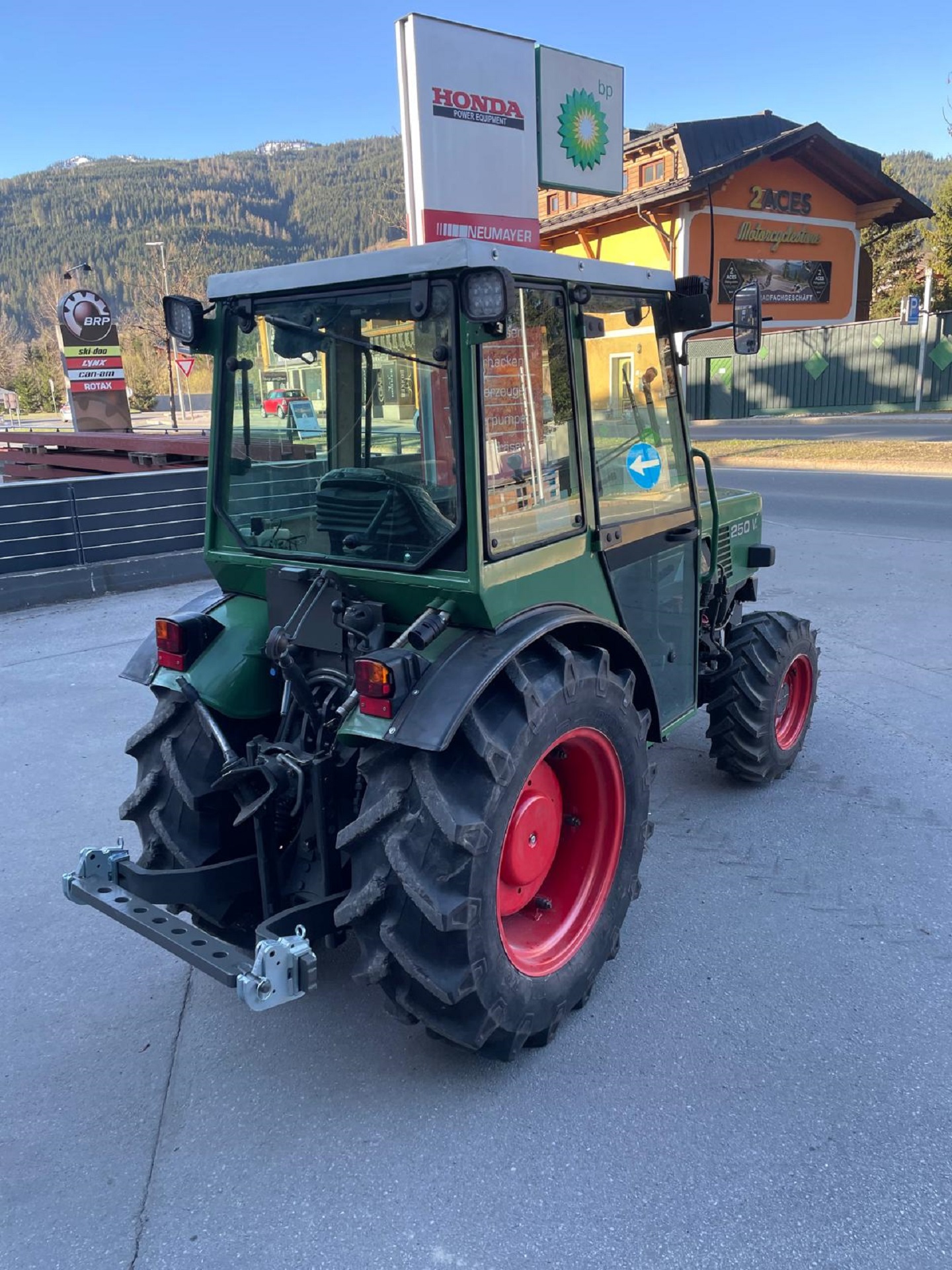 Traktor Fendt 250V - sehr guter Zustand (generalsaniert) – Bild 2