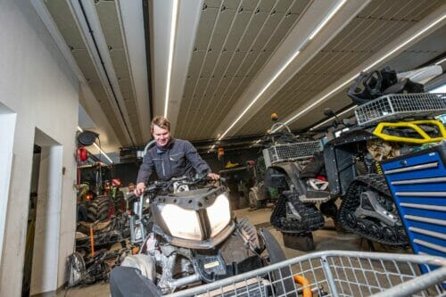 motorschlitten-reparatur Reparatur eines Motorschlitten von Lynx