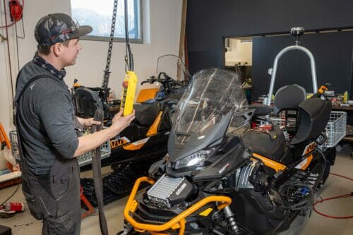 motorschlitten-service Service an einem Arbeitsschlitten von Lynx